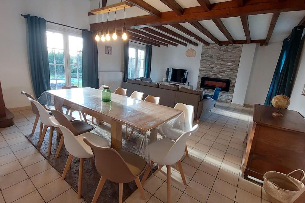 La Villa Du Lac A Mesnil Saint Pere 外观 照片